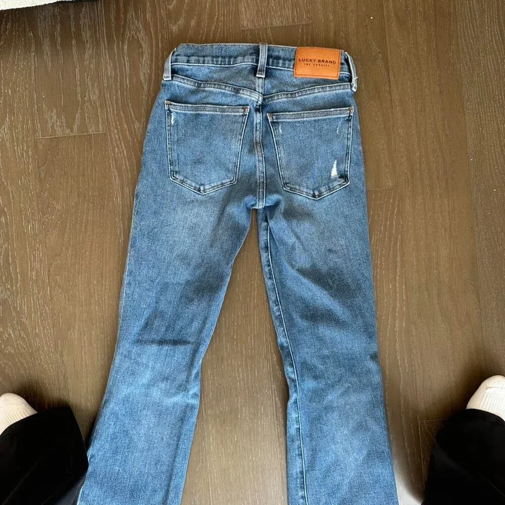 Lucky Brand Distressed Jeans - Picture 4 of 4